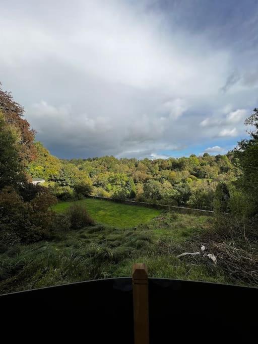 Unique Orchard Lodge For Couples With Hot Tub Strathaven Dış mekan fotoğraf