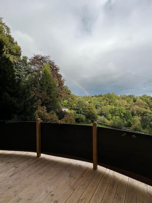 Unique Orchard Lodge For Couples With Hot Tub Strathaven Dış mekan fotoğraf