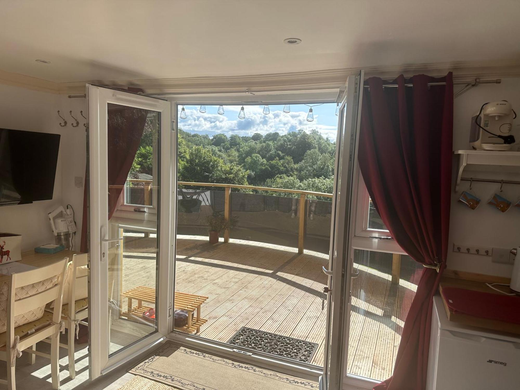 Unique Orchard Lodge For Couples With Hot Tub Strathaven Dış mekan fotoğraf